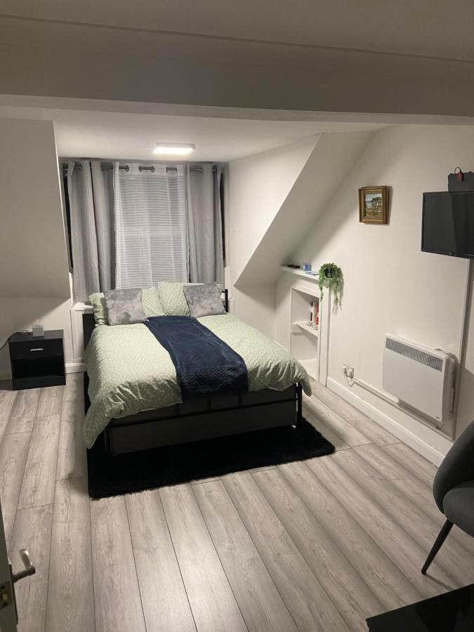 Апартаменты Studio Flat Ларгс Экстерьер фото