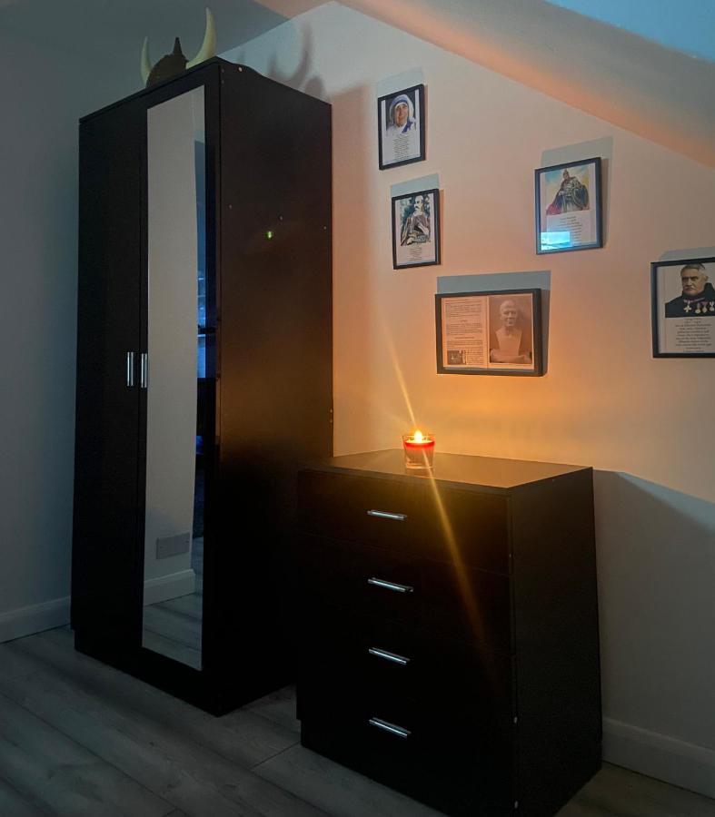 Апартаменты Studio Flat Ларгс Экстерьер фото